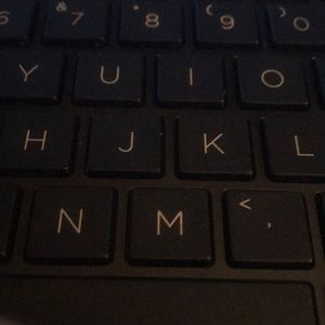 Meet your Posher, Yetna